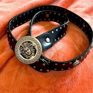 Versace belt in black and silver colour